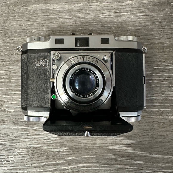 Vintage 1952 Zeiss Ikon Contina II 524/24 German 35mm Film Camera w Rang… - Picture 6 of 14